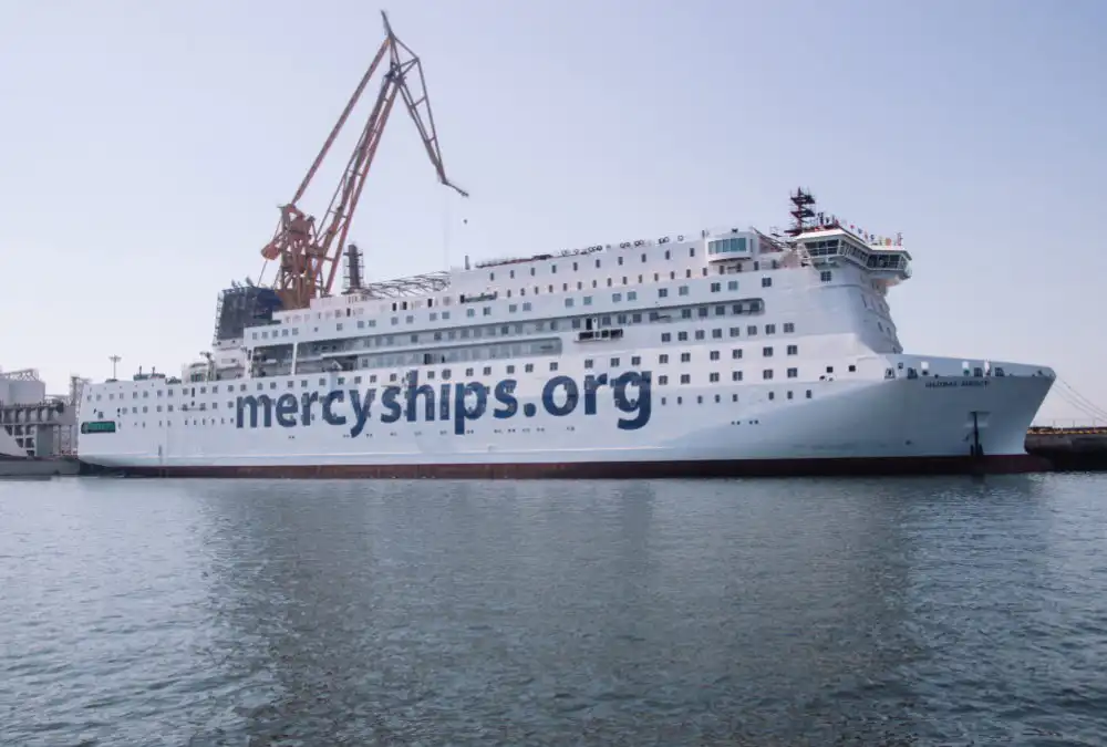 Mercy Ships Cargo Day: Fundraising by the shipping and trading industry
