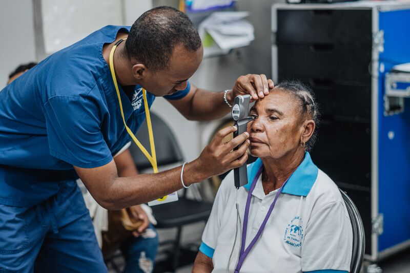 Delphine, first patient of the MGF field service in Madagascar, after surgery.